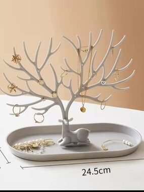 Beautiful Elegant Jewelry Organizer